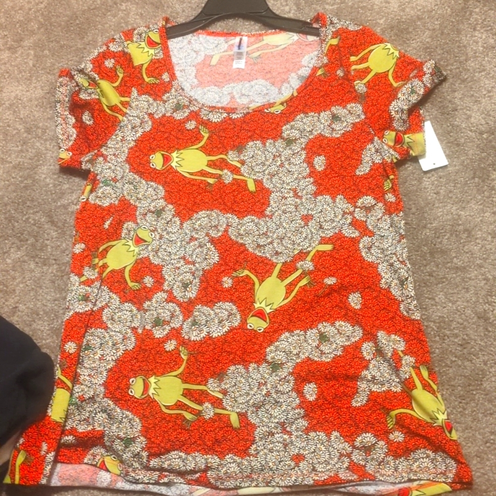 NWT Kermit the Frog in Flowers shirt